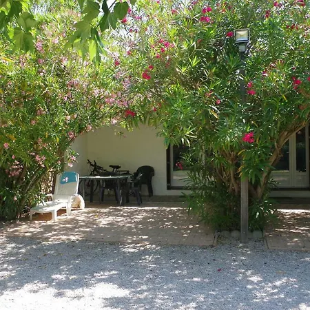 Holiday home Les Trilles