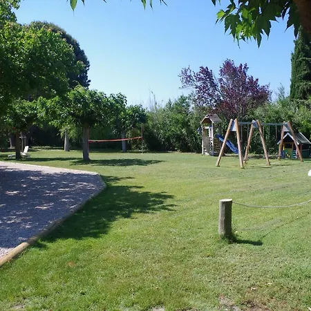Les Trilles Holiday home