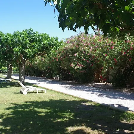 Les Trilles Holiday home *